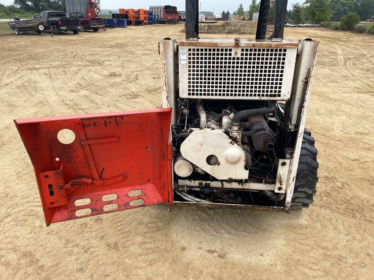 #313-•-bobcat-7222-hydrostatic-skidsteer-image-46