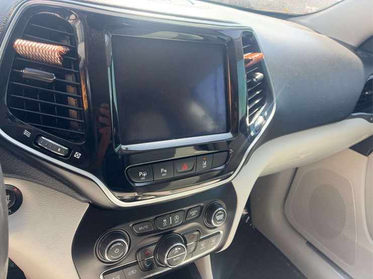 2020-jeep-cherokee-limited-image-15