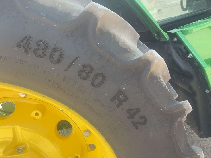 2022-john-deere-r-image-54