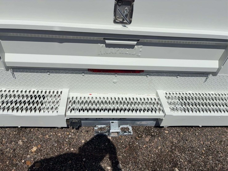 utility-truck-bed-image-14