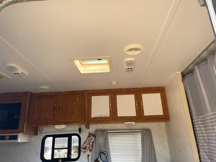 #320-•-2000-salem-smt-27bh-salem-camper-(has-wi-title)-image-82