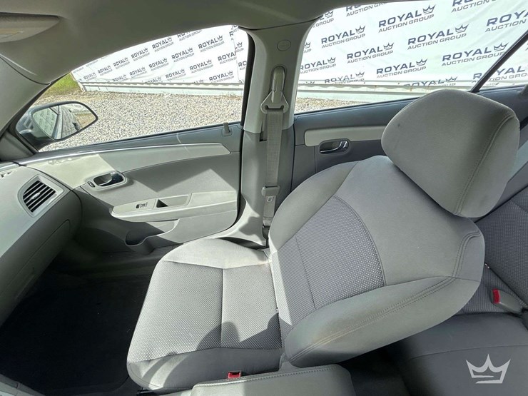 2014-chevrolet-equinox-image-19