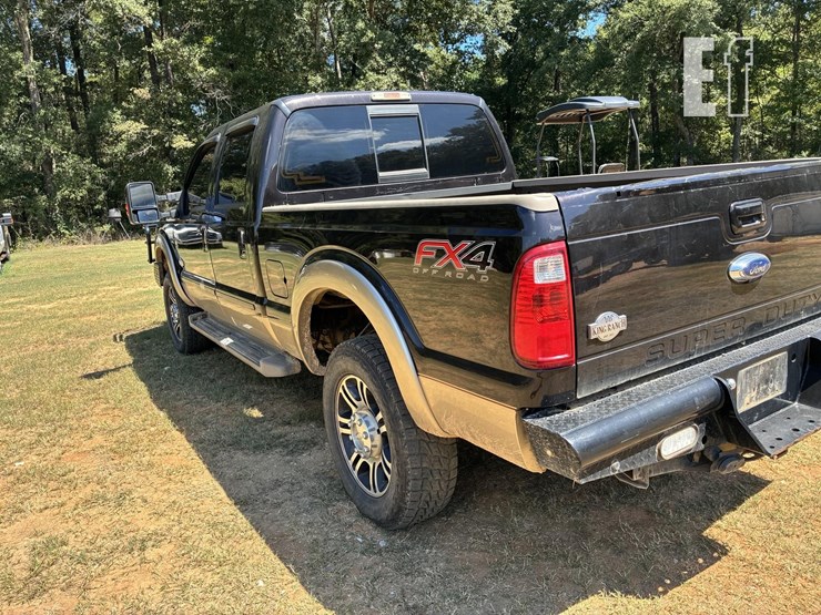 2013-ford-f250-king-ranch-image-4