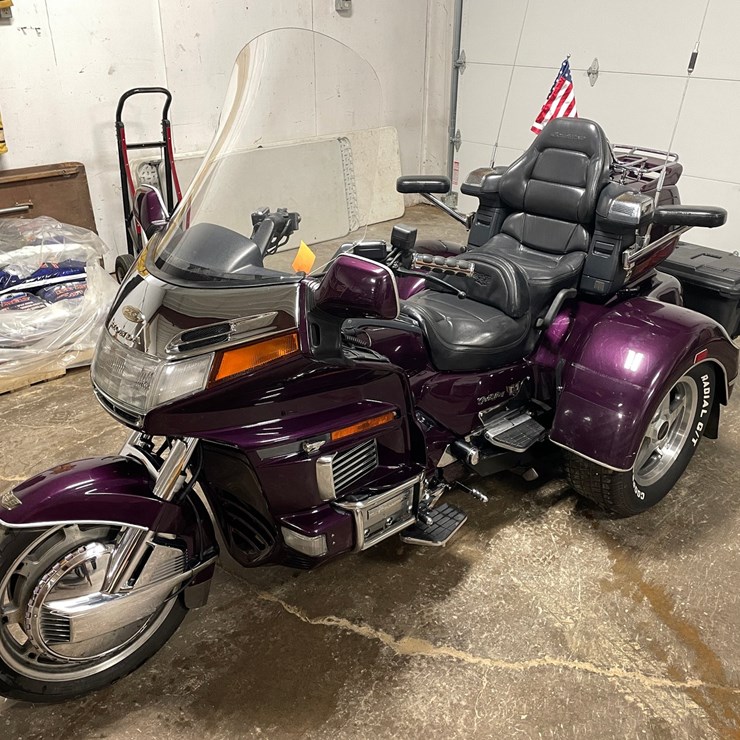 #301 • 1995 Honda Goldwing Trike (Has WI Title)