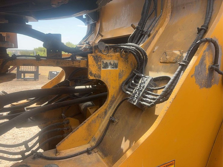 caterpillar-966k-image-6