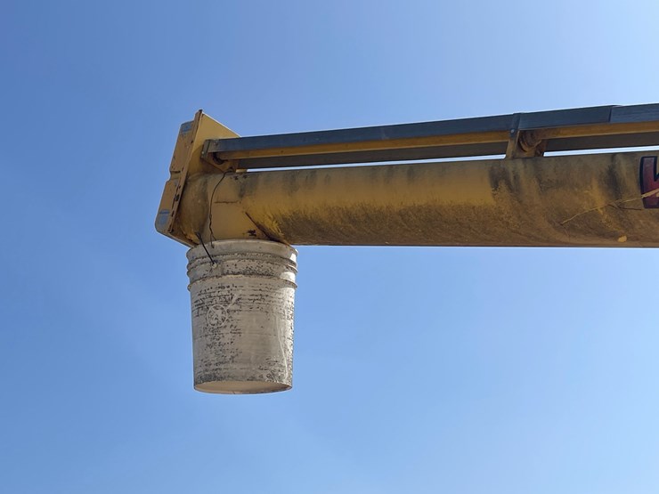 #1242-•-westfield-wr80-31-grain-auger-image-7