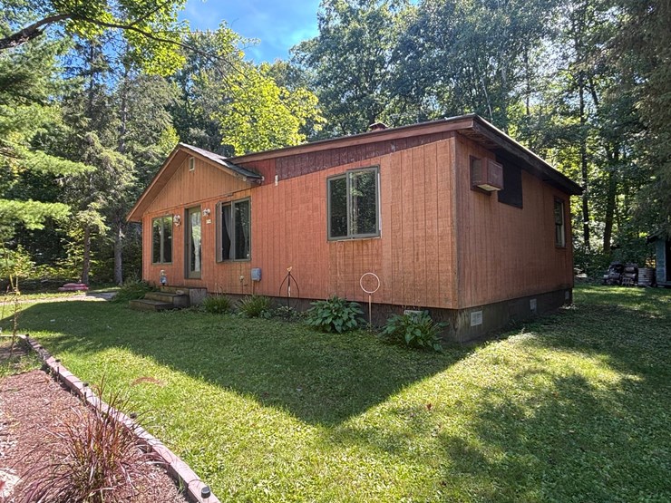 #61000-•-2-bedroom-1-bath-home---8744-musky-point-rd,-tomahawk-wi-image-9