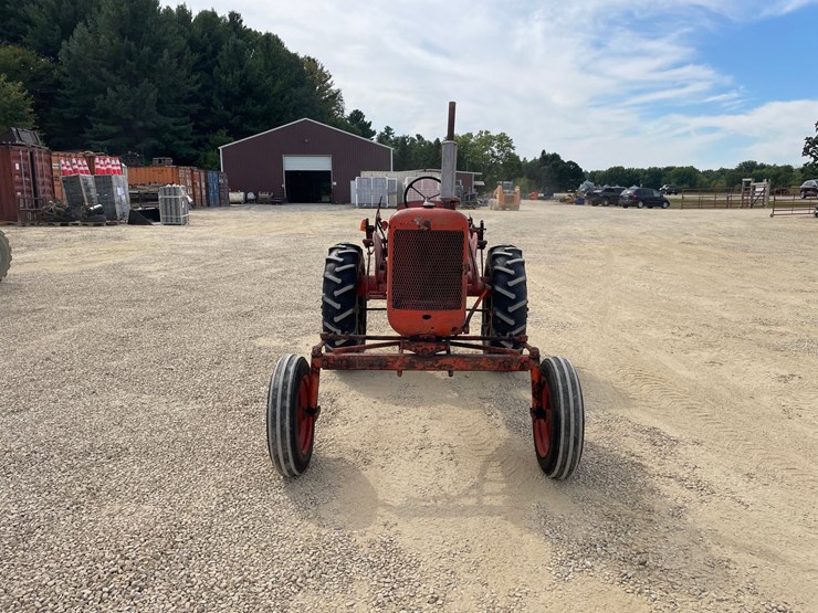 #312-•-1950-alice-chalmers-c-tractor-image-8