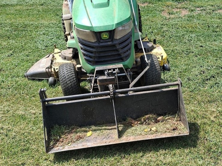john-deere-x580-image-1