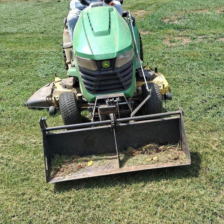 JOHN DEERE X580
