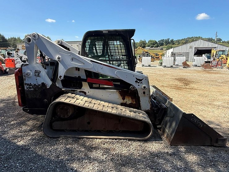2015-bobcat-t770-image-5