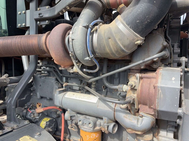 2005-challenger-cat-mt-855-b-belted-tractor-image-32