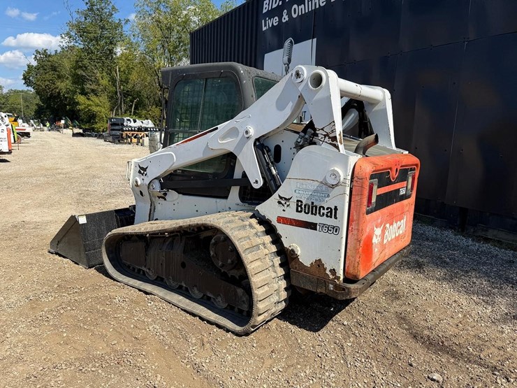 2015-bobcat-t650-image-2