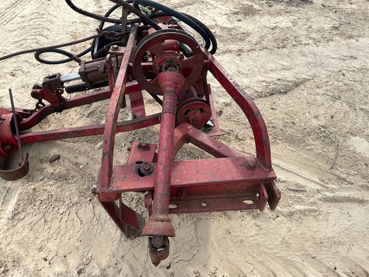 #3846-•-international-sickle-mower-image-14