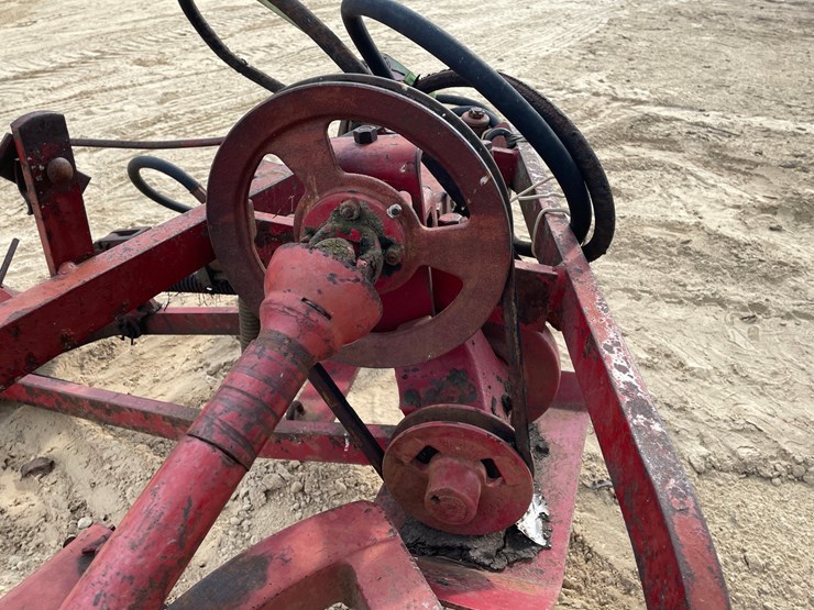 #3846-•-international-sickle-mower-image-16