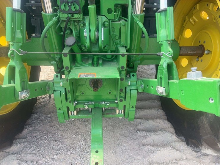 2022-john-deere-r-image-22