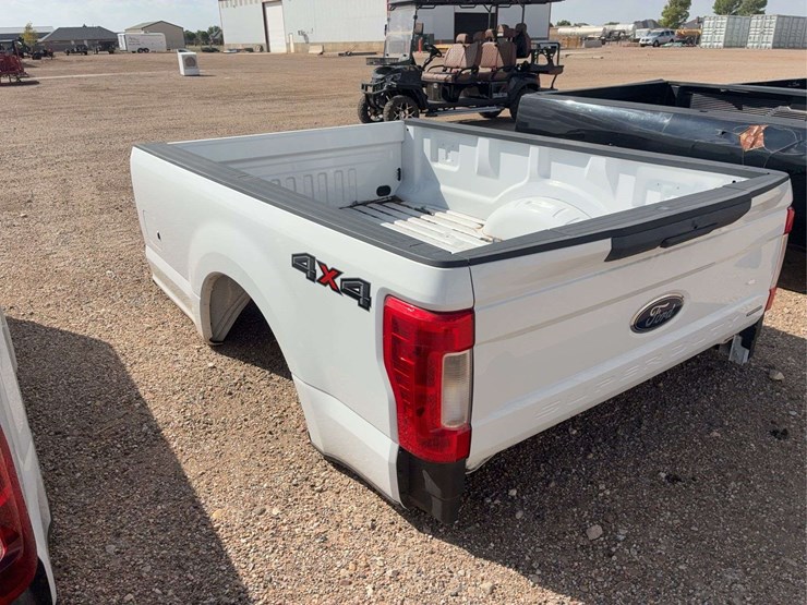 2023-ford-truck-bed-image-6