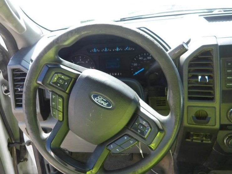 2017-ford-f550-image-16