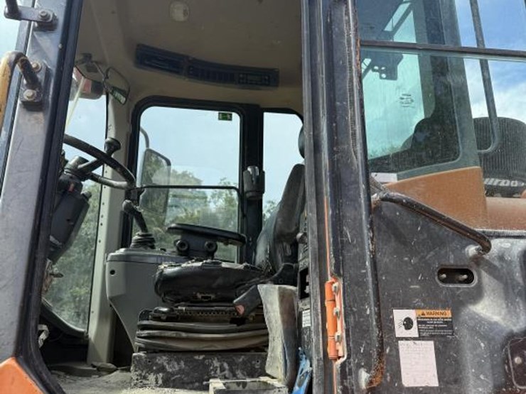 doosan-dl220-3-image-17