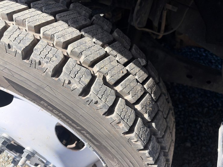 2019-ford-f550-image-54