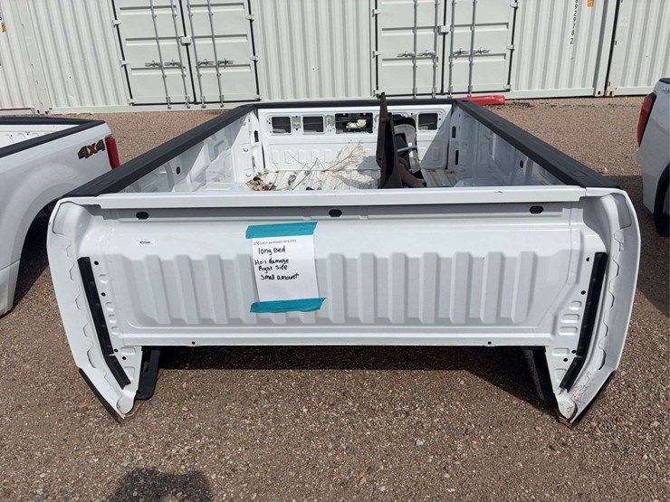 2019-2023-chevy-long-bed-truck-bed-image-2