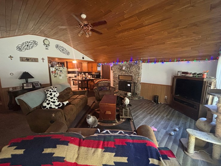 #61000-•-2-bedroom-1-bath-home---8744-musky-point-rd,-tomahawk-wi-image-20