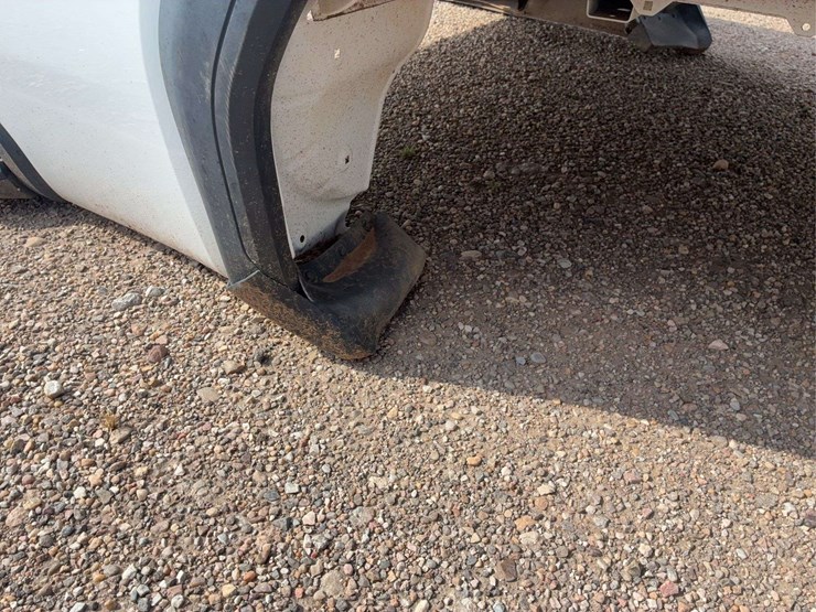 2019-2023-gmc-sierra-truck-bed-image-11