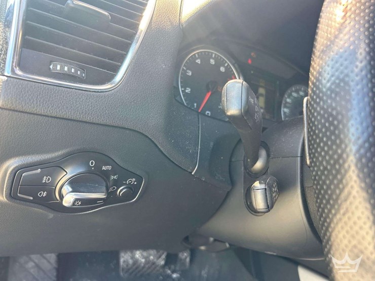 2011-audi-q5-image-15