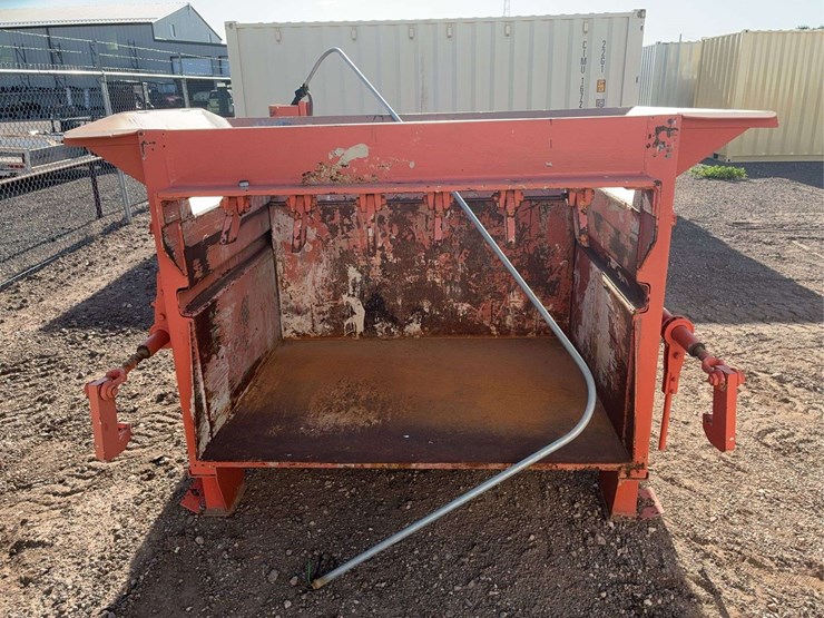 trash-compactor-image-13