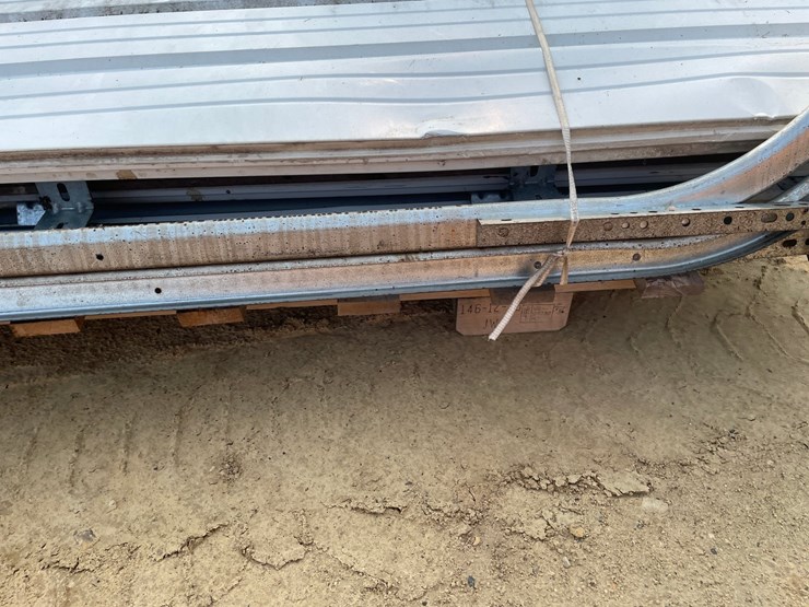 #3838-•-9'-w-x-8't-non-insulated-garage-door-image-11