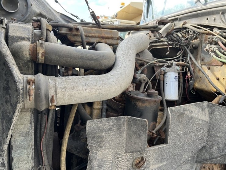 1991-ford-lt9000-image-33