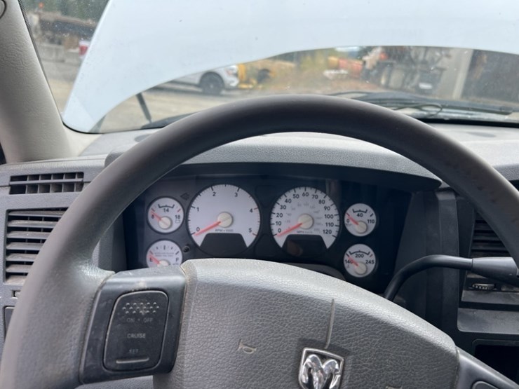 2008-dodge-ram-2500-image-30