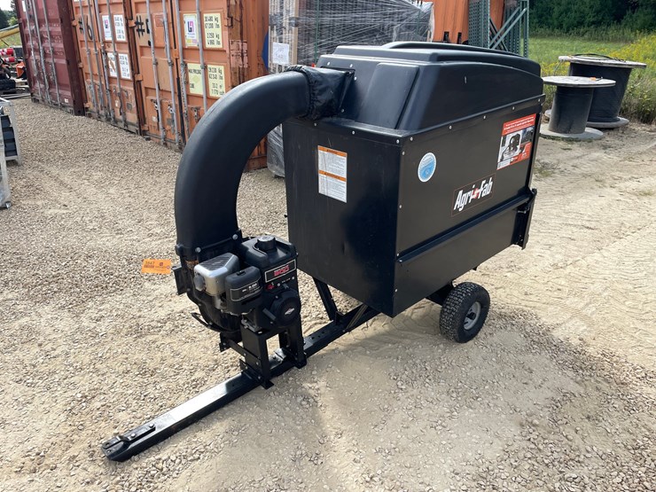 #3847-•-agri-fab-mow-n-vac-image-1