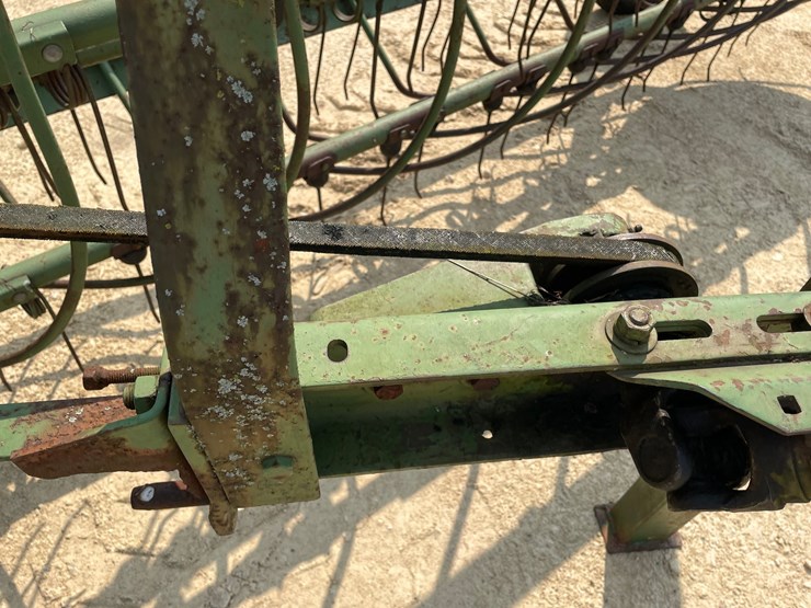 john-deere-350-image-15