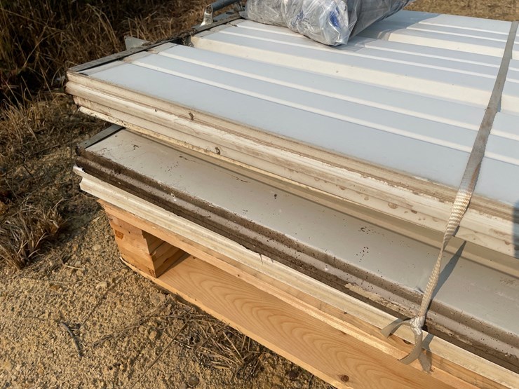 #3836-•-9'-w-x-8't-non-insulated-garage-door-image-13