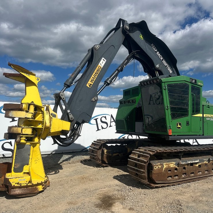 2015 DEERE 853M