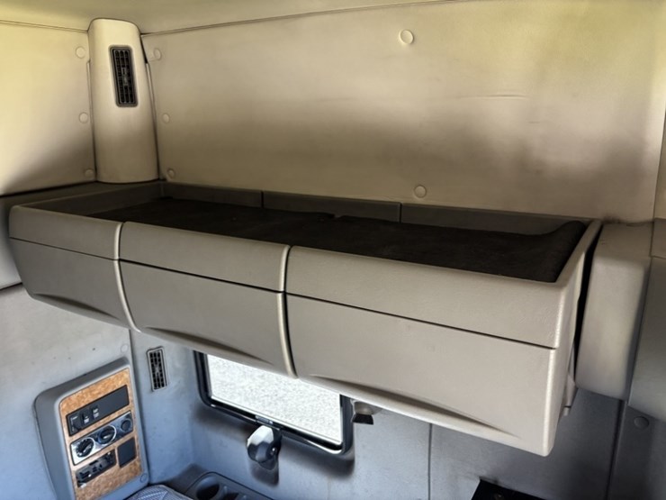 2008-international-prostar-image-42