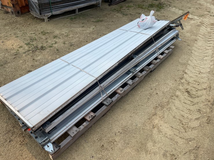 #3837-•-9'-w-x-8't-non-insulated-garage-door-image-1