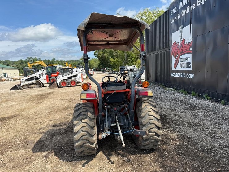 2018-kubota-l2501hst-image-3