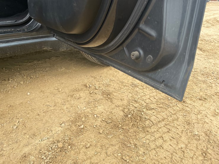 2011-jeep-grand-cherokee-laredo-image-59