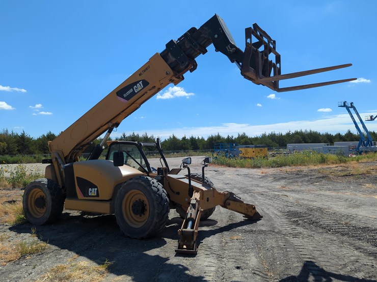 2019-caterpillar-tl1255d-image-3