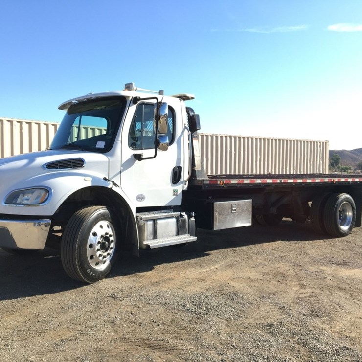 2019 FREIGHTLINER M2 106