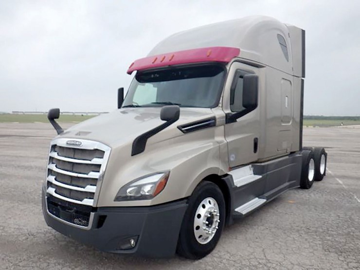 2020-freightliner-cascadia-126-image-1