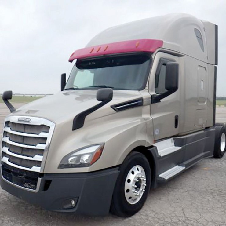 2020 FREIGHTLINER CASCADIA 126
