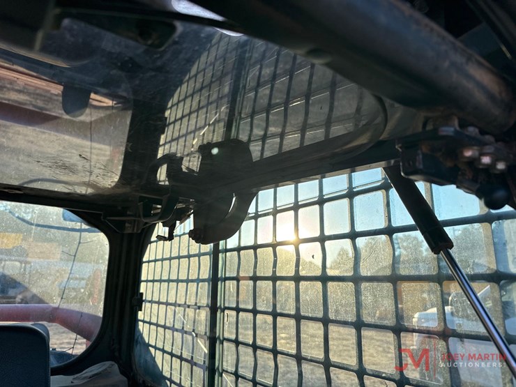 2019-kubota-svl95-2s-image-23