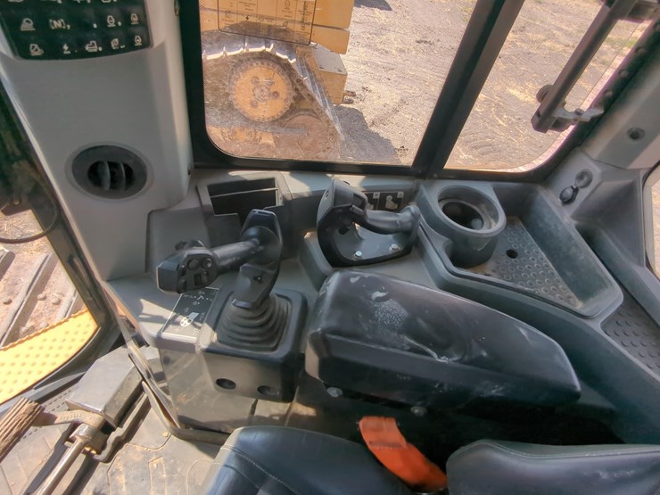 2021-deere-850-wt-image-22