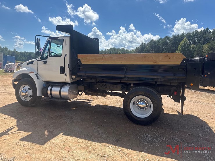 international-durastar-4300-image-8