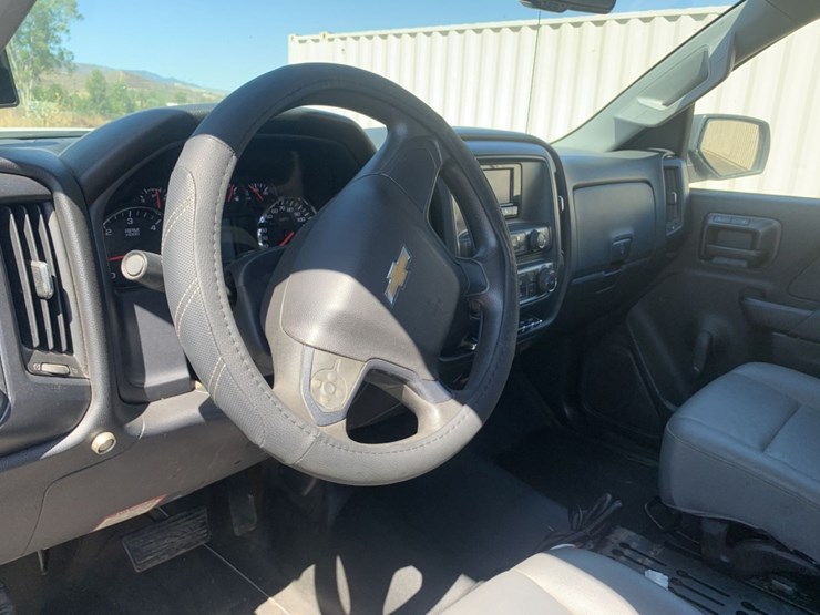 2015-chevrolet-silverado-2500-image-9