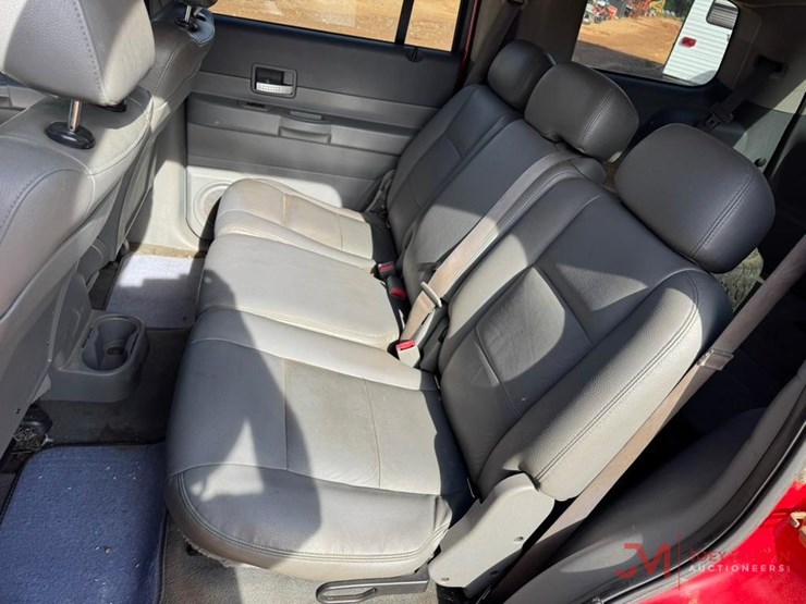 2004-dodge-durango-image-21