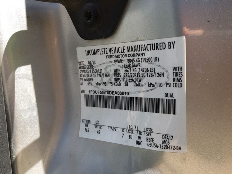 2013-ford-f550-xl-image-14